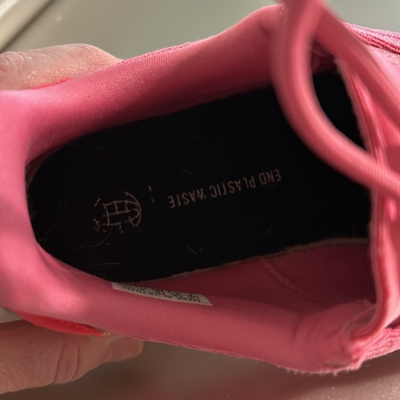 Adidas, hot pink and orange sneakers - Picture 10 of 10